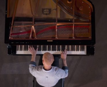 The Piano Guys interpretando A Million Dreams